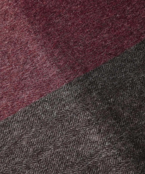 TAKEO KIKUCHI(タケオキクチ)の「【洗えるカシミヤ】 ピュアカシミヤ 4面パネルマフラー(マフラー・メンズ・ブルー系4/ブラック系4/ワイン系1/モスグリーン系4/ネイビー系4/グレー系4/ダークブラウン系4/オレンジ系その他5・00)」の11枚目の写真