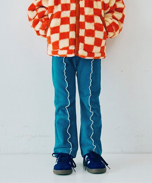 p.premier(ピードットプルミエ)の「【ジュニア対応】配色メロウストレッチニットコールパンツ(その他パンツ・キッズ・ブルー/ブラック/カーキ/レッド・80/90/100/110/120/130/140)」の4枚目の写真