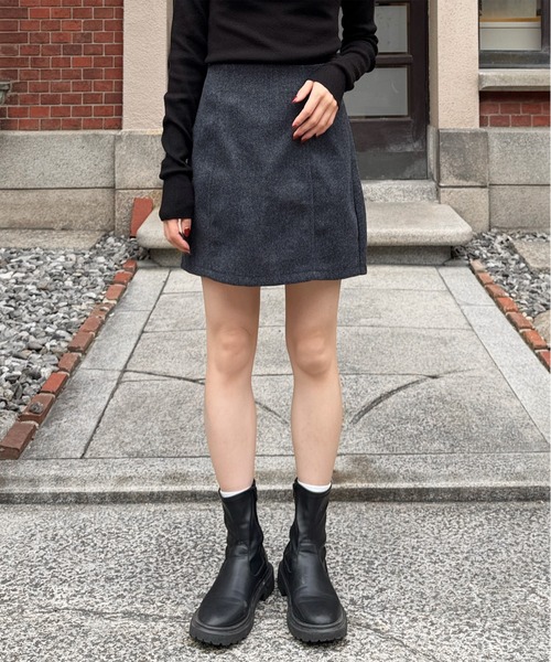 LE MORE（リモア）の「フェイクウールコクーンミニスカート（スカート・レディース・ブラック/チャコール・FREE）」の10枚目の写真