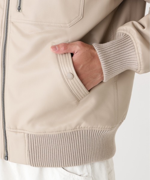 Alpha Industries(アルファインダストリーズ)の「Alpha Industries/アルファ インダストリーズ/FAUX LEATHER HOODED RIB FLIGHT JACKET/フォーレザー フード リブ フライトジャケット(ブルゾン・メンズ・ブラック/カーキ・L/M/2XL/XL)」の11枚目の写真