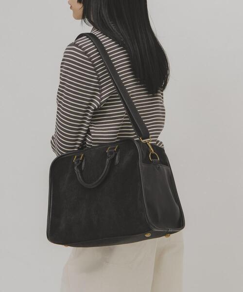 KBF(ケイビーエフ)の「パイルボストンBAG(ボストンバッグ・レディース・キャメル/チャコールグレー・ONE)」の14枚目の写真
