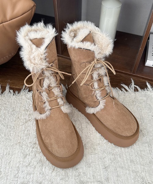 Vipoa（ヴィポア）の「Lace up camel boa boots（ブーツ・レディース・ベージュ・LARGE/MEDIUM/SMALL）」の18枚目の写真