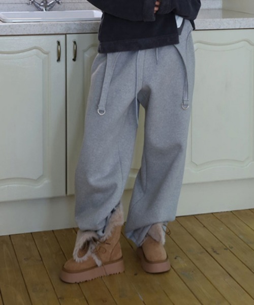 Vipoa（ヴィポア）の「Lace up camel boa boots（ブーツ・レディース・ベージュ・LARGE/MEDIUM/SMALL）」の16枚目の写真
