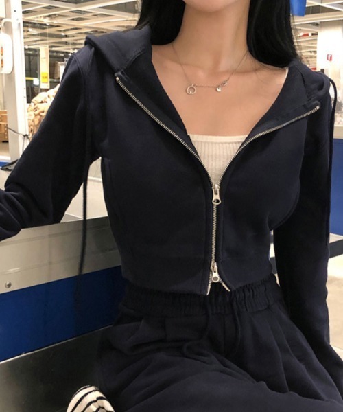 FAVORITO(ファヴォリート)の「ショートパーカーワイドパンツセットアップ(セットアップ・レディース・ダークグレー/ネイビー/ピンク/ライトグレー/ブラック・S/M)」の15枚目の写真