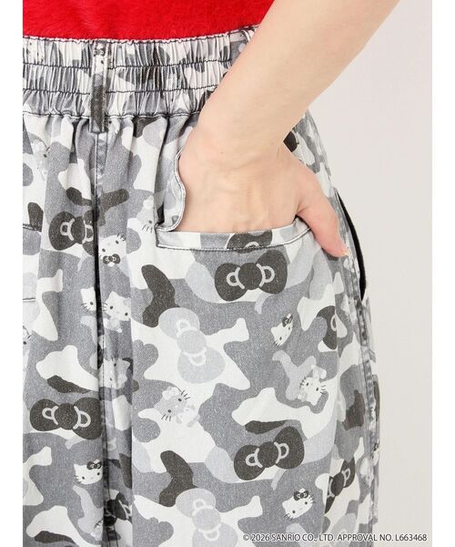 セール】【HELLO KITTYコラボ】カモフラワークパンツ（その他パンツ