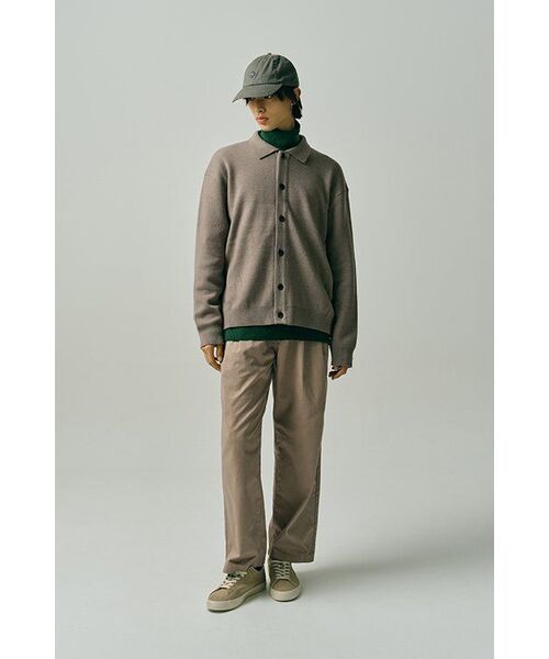 MUSINSA STANDARD（ムシンサスタンダード）の「スリータックセミバルーンチノパンツ[ベージュ]（その他パンツ・メンズ・その他・27/28/29/31/36）」の17枚目の写真