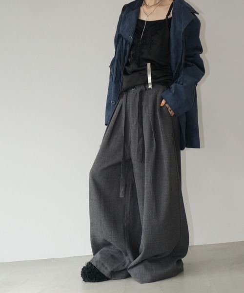 chuclla(チュクラ)の「タックボリュームパンツ chw25a134(スラックス・レディース・ダークグレー/モカ・L/M)」の19枚目の写真