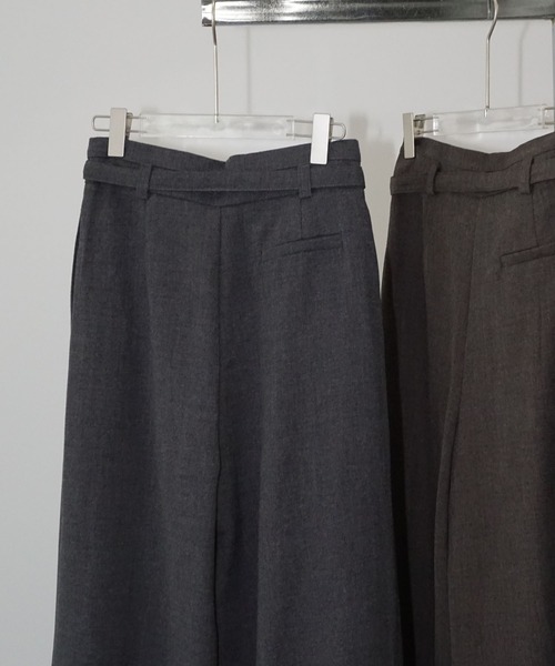 chuclla(チュクラ)の「タックボリュームパンツ chw25a134(スラックス・レディース・ダークグレー/モカ・L/M)」の18枚目の写真