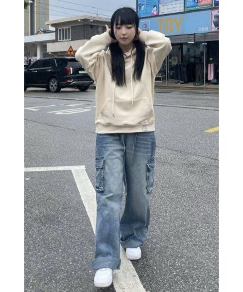 GRAVER（グレーバー）の「[UNISEX]スモールドローイングスマイルホワイトクリップフードティー_クリーム（パーカー・レディース・アイボリー・SMALL/MEDIUM/LARGE/X-LARGE）」の8枚目の写真