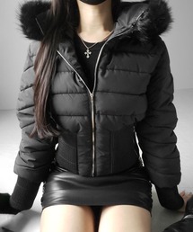 me+em select（ミームセレクト）の「【 ２color 】ウエストマークファーフードレディフェイクダウンジャケット ／ waist mark fur hooded lady fake down jacket（ダウンジャケット/コート）」