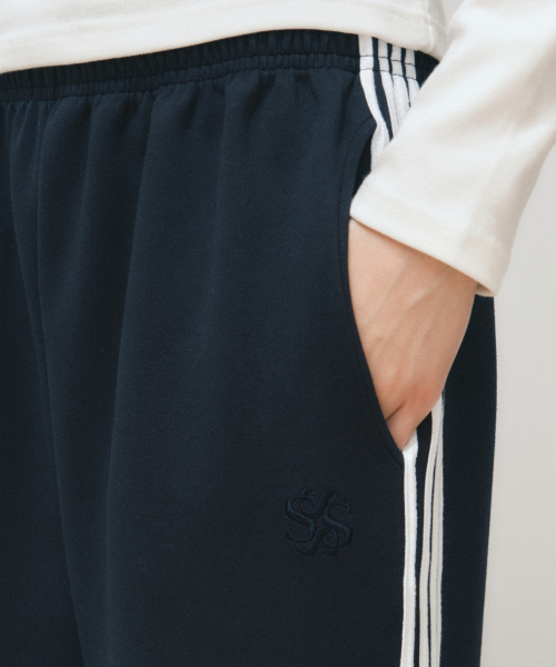 WEDNESDAYOASISFORWOMEN（ウェンズデー オアシス フォー ウーマン）の「W/ニュートロライン トラックパンツ_NAVY(W25-PT25)（スウェットパンツ・レディース・ネイビー・MEDIUM/LARGE）」の4枚目の写真