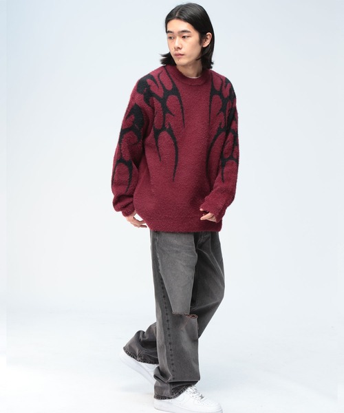 SAKAZEN(サカゼン)の「Cathy's Closet (キャシーズ クロセット) フェザー ジャガード クルーネック ニット 52706002(ニット/セーター・メンズ・ワイン/ブラック×レッド/ホワイト/ホワイト×ブラック・M/L)」の8枚目の写真