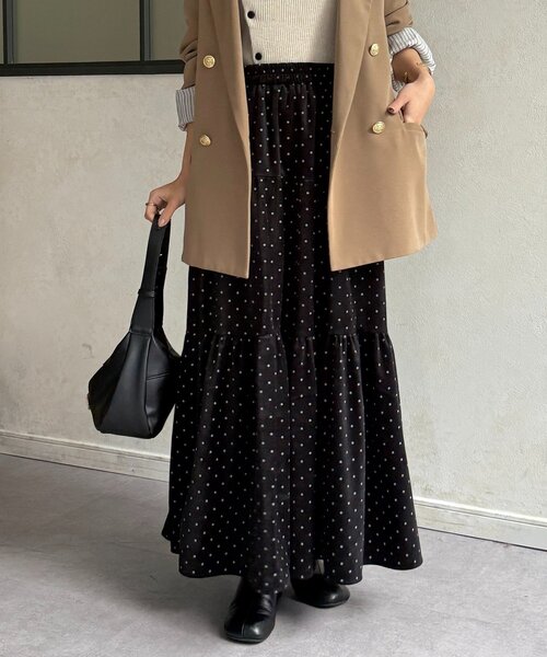 Thevon(ゼボン)の「ドットベロアティアードスカート(スカート・レディース・ブラック/ブラウン・FREE)」の3枚目の写真