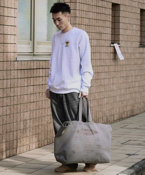 DIET BUTCHER SLIM SKIN(ダイエットブッチャースリムスキン)の「DIET BUTCHER SLIM SKIN/ダイエットブッチャースリムスキン RADIAL SWEAT ワッペンロゴ クルーネック スウェット トレーナー(スウェット・メンズ・パープル/グリーン/グレー/ブルー/オリーブ/ライトピンク・S/M)」の14枚目の写真