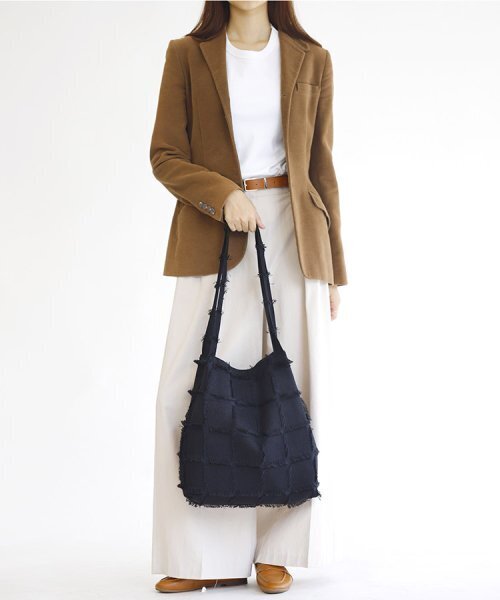 GREEN STUFF(グリーンスタッフ)の「思わず迫っているショッパーバッグ 53 エスニックフリンジ - black(ショルダーバッグ・レディース・その他・FREE)」の2枚目の写真