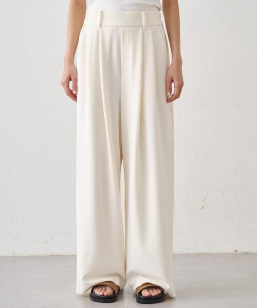 LOUNGEDRESS(ラウンジドレス)の「【@ld_risaコラボ】ジャージータックワイドパンツ(その他パンツ・レディース・ブラック/オフホワイト/ベージュ・SMALL/MEDIUM)」の16枚目の写真