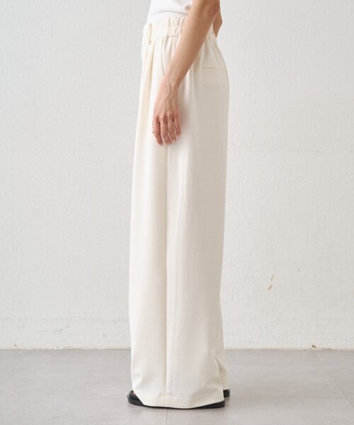 LOUNGEDRESS(ラウンジドレス)の「【@ld_risaコラボ】ジャージータックワイドパンツ(その他パンツ・レディース・ブラック/オフホワイト/ベージュ・SMALL/MEDIUM)」の17枚目の写真