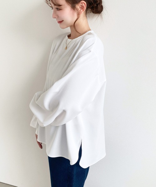 moment+（モーメントプラス）の「しわになりにくい長袖ストレッチジョーゼットTブラウス（Tシャツ/カットソー・レディース・ブラック/ネイビー/オフホワイト・M/L）」の4枚目の写真