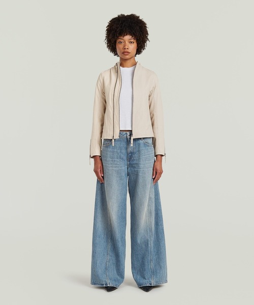 G-STAR（ジースター）の「Helyx 3D Cinch Wide Jeans/立体裁断ヴィンテージライクウォッシュ加工ワイドルーズジーンズ（デニムパンツ・レディース・ライトブルー・26inch/25inch/24inch）」の2枚目の写真