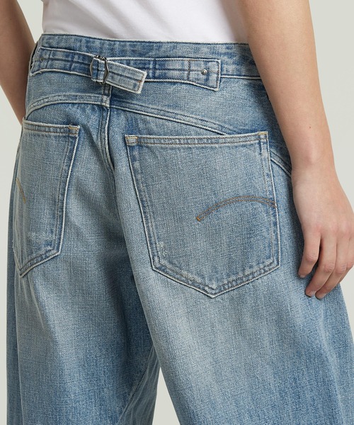 G-STAR（ジースター）の「【NYLON掲載】Helyx 3D Cinch Wide Jeans/立体裁断ヴィンテージライクウォッシュ加工ワイドルーズジーンズ/L28（デニムパンツ・レディース・ライトブルー・26inch/25inch/24inch/27inch）」の4枚目の写真