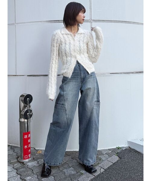 MURUA（ムルーア）の「パッチポケットバレルレッグデニム（デニムパンツ・レディース・ブルー・1/2）」の3枚目の写真