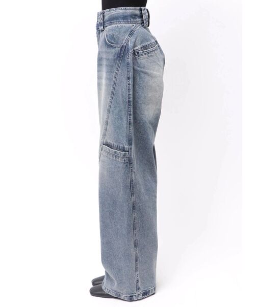 MURUA（ムルーア）の「パッチポケットバレルレッグデニム（デニムパンツ・レディース・ブルー・1/2）」の8枚目の写真