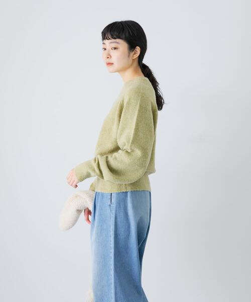 かぐれ(カグレ)の「アルパカクルーネックニット(ニット/セーター・レディース・グレー/イエロー/ブルー・FREE)」の4枚目の写真