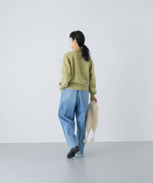 かぐれ(カグレ)の「アルパカクルーネックニット(ニット/セーター・レディース・グレー/イエロー/ブルー・FREE)」の6枚目の写真