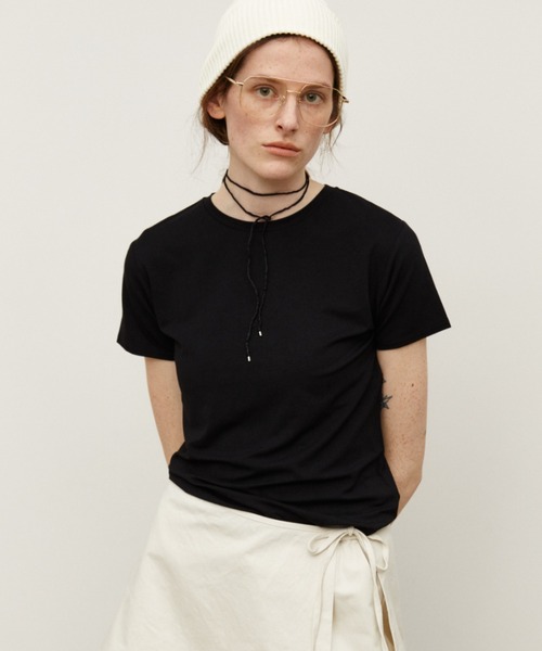 Auntie Rosa Holiday(アンティローザホリデー)の「ベーシッククルーTEE / 接触冷感 / 抗菌防臭 / UVCUT(Tシャツ/カットソー・レディース・チャコールグレー/オフホワイト/ブラック/ダークブルー・FREE)」の22枚目の写真