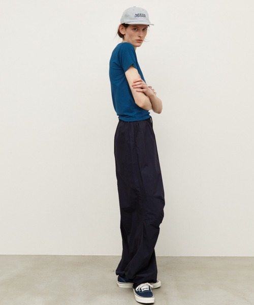 Auntie Rosa Holiday(アンティローザホリデー)の「ベーシッククルーTEE / 接触冷感 / 抗菌防臭 / UVCUT(Tシャツ/カットソー・レディース・チャコールグレー/オフホワイト/ブラック/ダークブルー・FREE)」の19枚目の写真