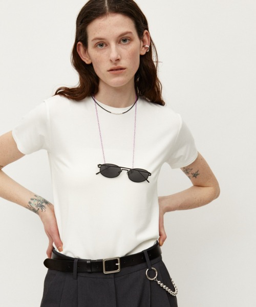 Auntie Rosa Holiday(アンティローザホリデー)の「ベーシッククルーTEE / 接触冷感 / 抗菌防臭 / UVCUT(Tシャツ/カットソー・レディース・チャコールグレー/オフホワイト/ブラック/ダークブルー・FREE)」の5枚目の写真