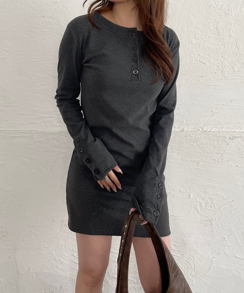 ROGER AND RAW（ロジャーアンドロウ）の「ヘンリーネック長袖ミニワンピース（ワンピース・レディース・ブラウン/チャコールグレー・FREE）」の10枚目の写真