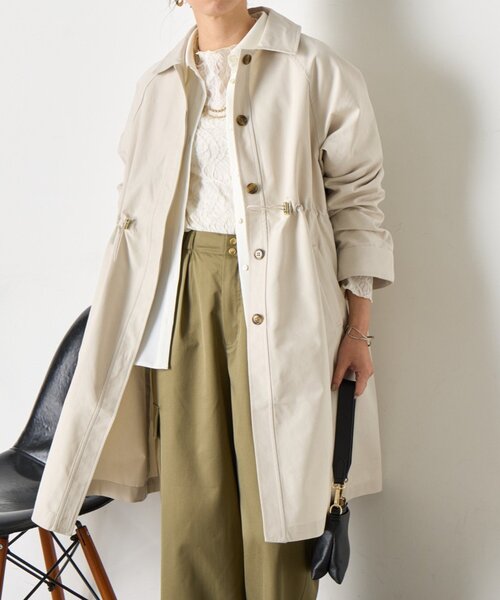 Jena espace merveilleux(ジェナ エスパスメルヴェイユ)の「ウエストギャザーコート(ステンカラーコート・レディース・アイボリー/カーキ・FREE)」の1枚目の写真