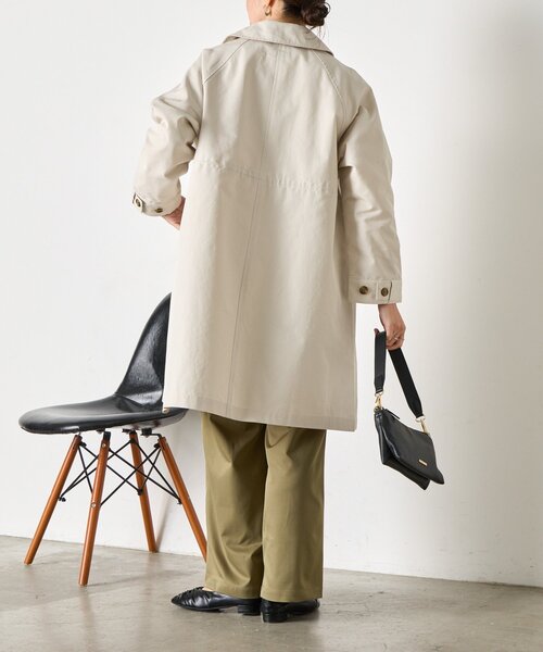 Jena espace merveilleux(ジェナ エスパスメルヴェイユ)の「ウエストギャザーコート(ステンカラーコート・レディース・アイボリー/カーキ・FREE)」の12枚目の写真
