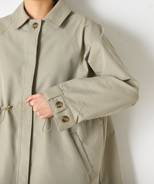 Jena espace merveilleux(ジェナ エスパスメルヴェイユ)の「ウエストギャザーコート(ステンカラーコート・レディース・アイボリー/カーキ・FREE)」の5枚目の写真