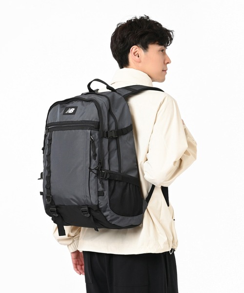 NEW BALANCE（ニューバランス）の「バーシティバックパック（バックパック/リュック・メンズ・グレー/ブラック・ONE SIZE）」の18枚目の写真