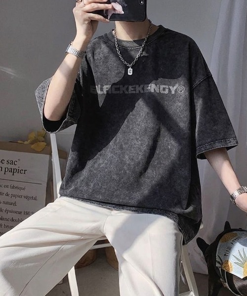 SHEPP(シープ)の「【UNISEX】ヴィンテージ風ウォッシュド加工 ストリート ビッグシルエットT ハーフスリーブ(Tシャツ/カットソー・メンズ・ブラック・M/L)」の5枚目の写真