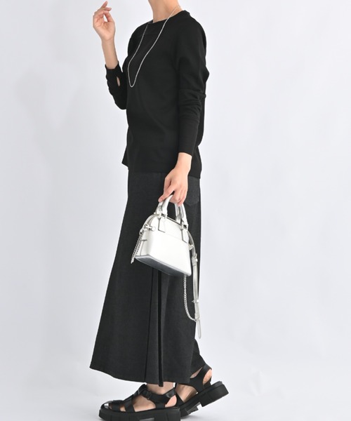aunt lily(アントリリー)の「チュールコンビラウンドネックプルオーバー レイヤード 透け感 サムホール 指だし インナー(Tシャツ/カットソー・レディース・ブラック/オフホワイト・M/3L/LL/L/S)」の11枚目の写真