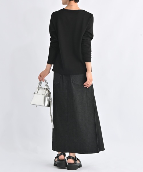 aunt lily(アントリリー)の「チュールコンビラウンドネックプルオーバー レイヤード 透け感 サムホール 指だし インナー(Tシャツ/カットソー・レディース・ブラック/オフホワイト・M/3L/LL/L/S)」の12枚目の写真