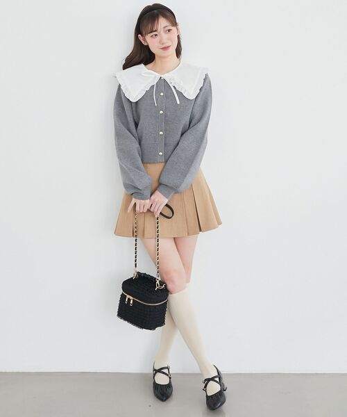 MAJESTIC LEGON（マジェスティックレゴン）の「フリルカラーセットニットカーディガン（カーディガン/ボレロ・レディース・ネイビー/アイボリー/グレー・MEDIUM）」の16枚目の写真