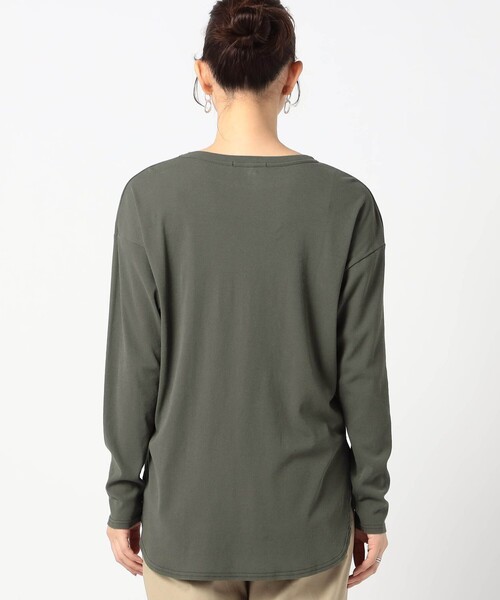 Grand PARK(グランドパーク)の「【日本製】長袖 裾ラウンドカットソー(Tシャツ/カットソー・レディース・ホワイト/チャコールグレー・FREE)」の5枚目の写真