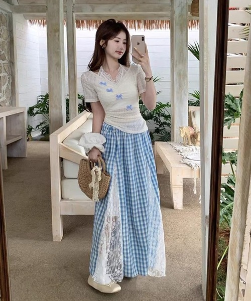 AsheKsha(アシクシャ)の「レースパッチワークロングスカートチェック柄スカート(スカート・レディース・ブルー・F)」の7枚目の写真