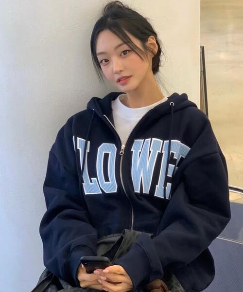 HAVISM（ヘビズム）の「CORDUROY FLOWER ZIP UP HOOD(NAVY)（パーカー・レディース・その他・ONE SIZE）」の2枚目の写真