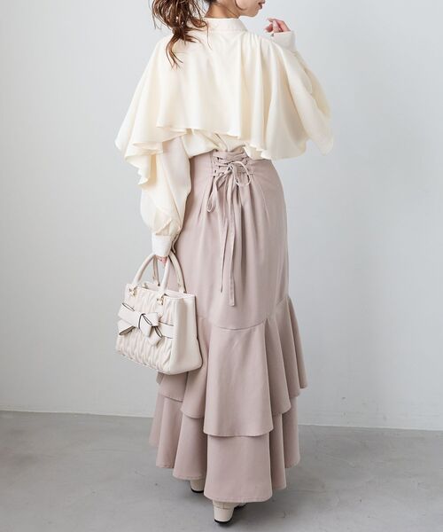 MAJESTIC LEGON（マジェスティックレゴン）の「シアーケープロングスリーブブラウス（シャツ/ブラウス・レディース・ブラック/ブラック系その他/ホワイト系その他2/グレー/グレー系その他/アイボリー・MEDIUM）」の9枚目の写真