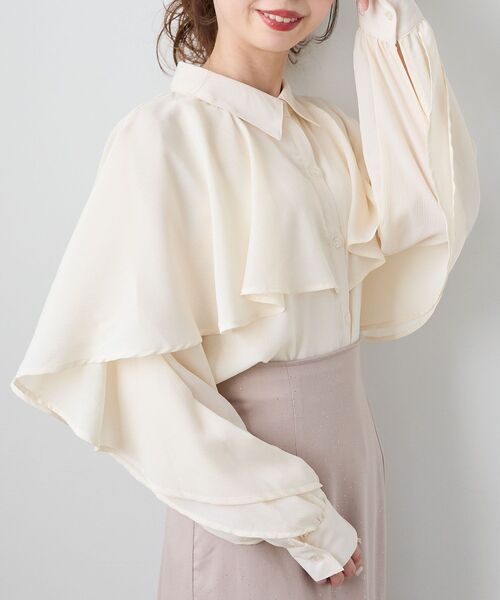 MAJESTIC LEGON（マジェスティックレゴン）の「シアーケープロングスリーブブラウス（シャツ/ブラウス・レディース・ブラック/ブラック系その他/ホワイト系その他2/グレー/グレー系その他/アイボリー・MEDIUM）」の11枚目の写真