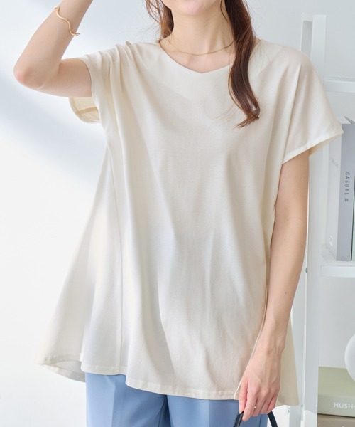 alotta(アロッタ)の「細見え叶う!AラインフレアチュニックTシャツ(チュニック・レディース・ブラック/ライラック/ブルー/ホワイト/ネイビー・M/L/LL)」の6枚目の写真