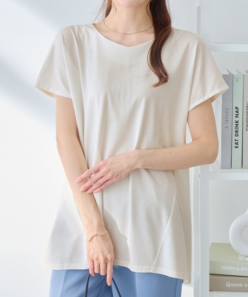 alotta(アロッタ)の「細見え叶う!AラインフレアチュニックTシャツ(チュニック・レディース・ブラック/ライラック/ブルー/ホワイト/ネイビー・M/L/LL)」の7枚目の写真