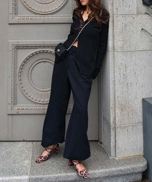 esutoreja(エストレジャ)の「センタースリットVネックカーディガン(カーディガン/ボレロ・レディース・ピンク/ブラック/アイボリー・FREE)」の15枚目の写真