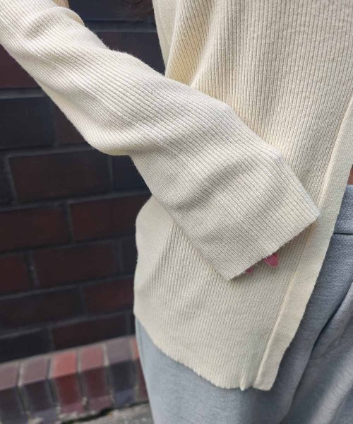 esutoreja(エストレジャ)の「センタースリットVネックカーディガン(カーディガン/ボレロ・レディース・ピンク/ブラック/アイボリー・FREE)」の20枚目の写真