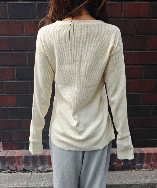 esutoreja(エストレジャ)の「センタースリットVネックカーディガン(カーディガン/ボレロ・レディース・ピンク/ブラック/アイボリー・FREE)」の21枚目の写真